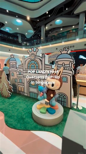 POP LAND has made its first ever overseas debut in Singapore! This exclusive POP-Up is happening at Bugis Level 2 from 15 to 26 October 2025. @popmartsg fans can get their hands on MOKOKO, a fluffy pink Labubu with a heart-shaped nose at the pop-up. The space also features 3 life-sized characters, CRYBABY, Twinkle Twinkle and Labubu for photo opportunities. Entry to the retail zone is by reservation only. Each registered visitor may buy up to 10 pieces of items per visit, including a maximum of 