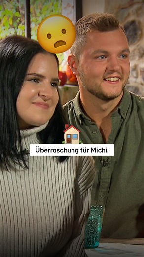 Überraschung! 🎉 Valentina hat ihren Job gewechselt, um bei Michi einzuziehen 💛 Für Michi kam das völlig unerwartet aber die Freude ist groß! 😍 ➡️Folge verpasst? Dann schaut die komplette Staffel Bauer sucht Frau jetzt auf RTL 🧑🏼‍🌾👨🏼‍🌾 #BauersuchtFrau #BsF #RTLPlus #RTL | Bauer sucht Frau