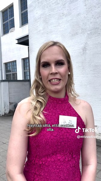 Tänä vuonna Miss Suomi -semifinaalissa nähdään ensimmäistä kertaa transsukupuolinen kilpailija, kun Suomen kauneimman tittelistä kilpailee 25-vuotias tamperelainen Rimi Riutta. Ajatus hakea Miss Suomi -kilpailuun juolahti Riutan mieleen vasta tuoreeltaan. Hänen ollessaan lapsi maailma oli hyvin erilainen kuin nyt, jonka vuoksi hän ei tuolloin uskaltanut tai edes osannut haaveilla missikilpailuun hakemisesta. Miss Suomi -kilpailun semifinaalipaikka on Riutalle valtavan merkityksellinen juttu, jos