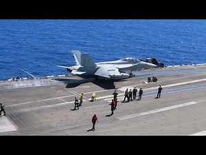 原子力空母「ロナルド・レーガン」を公開