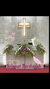 Rangkaian bunga Mimbar untuk Ibadah Minggu #ChurchInspiration #AltarDesign #LightingDesign #FlowerArrangement #RangkaianBunga #InteriorGereja | Victorya Lidya