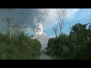 Merapi's deadly 2010 eruption: Daring to the danger zone