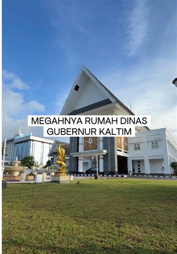Istana Buckingham-nya Samarinda🤩 #Samarinda #Kalimantan #Indonesia