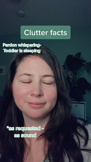 Here’s a great list of compelling reasons to start decluttering your space. No judgement! Everyone’s clutter threshold is different, but I challenge you to think about yours if you’re feeling attacked. ❤️❤️❤️ #clutter #facts #fyp #declutteryourhouse #organizedhome #momtok #momlife #dadtok #dadlife #momsoftiktok #messfreehero #toxic #toxicmasculinity