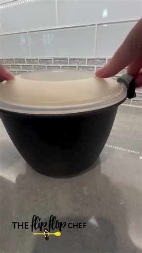 🍚✨ Perfect rice every time in the Pampered Chef 3-Qt. Micro-Cooker® Plus!