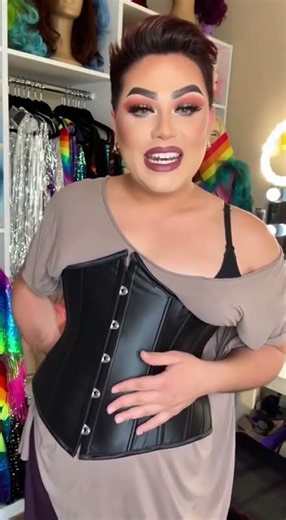 Best-seller: Corset Drag Satin (Black)