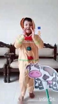 Wajahat roleplays as The Gingerbread Man for KG I Book Week