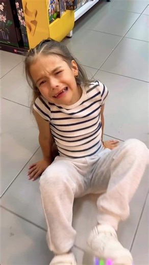 CUANDO QUIERO ALGO Y HAGO BERRINCHES 🥴video divertido 😆 #humor #shortviral #comedia #familiaibañez