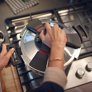 131 reactions · 30 shares | Cocina rápido y rico. Descubre las ollas de presión Royal Prestige®. Con excelente garantía y 4 mecanismos de seguridad. | Royal Prestige | Facebook