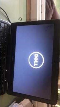 Dell laptop struck at logo during startup #techshorts #dell #delllaptop #techgiants #techrepublic
