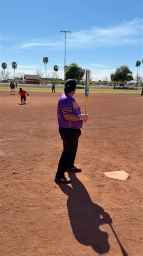Be a player that can hit all over the field🥎🔥💣 #slowpitch #softball #sportsshorts #sports #fyp