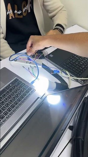 ldr with Arduino من فعاليات كورس الروبوتكس الشامل فى أكاديميتنا