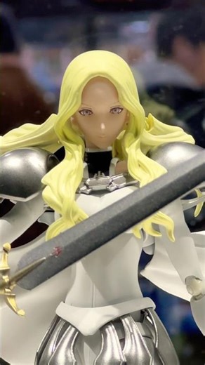 Kaiyodo Revoltech - Teresa of the Faint Smile (Claymore) 海洋堂 リボルテック - 微笑のテレサ (クレイモア)