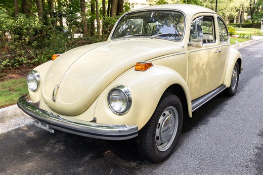No Reserve: 1971 Volkswagen Super Beetle Sedan