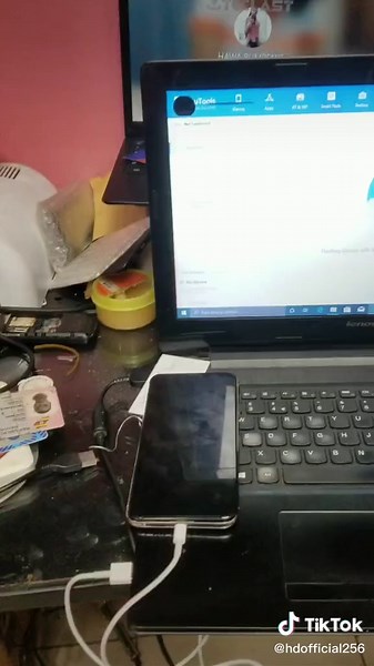 how to flash iPhone 11pro max stuck on log #iphone #phones