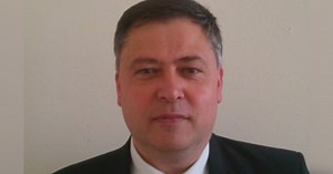 Отстраняват ректора на ТУ – Варна проф. Росен Василев за плагиатство