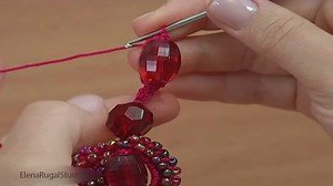 This technique aligns beads on one side of the stitch. So crocheting in rounds naturally yields a bead side and a crochet side. | Crochet Elenarugalstudio