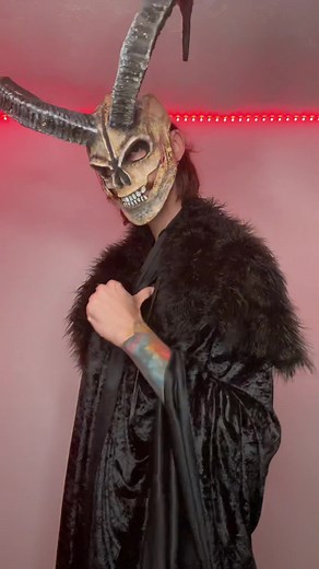 DIY Mask Tutorial by Thomas | Tomas Mood