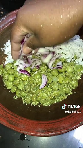 Easy Green Peas Cooking Process in a Clay Bowl
