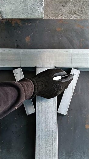 Simple trick for cutting hollow frame connections #tricks #tips #welding #diy