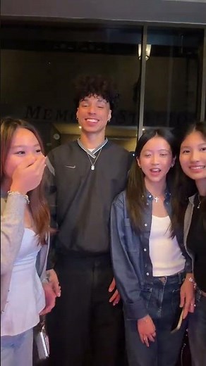TIKTOK: Fans With Larray & Quen Blackwell “Who Was Interested First?” Trend