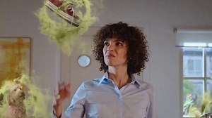 Febreze Plug TV Spot, 'Happy Home'