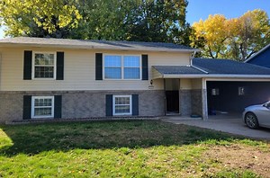 500 W Dartmouth St, Vermillion, SD 57069 - For Rent