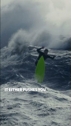 28.57 Meter: Vor einem Jahr surfte Sebastian Steudtner die größte bisher gemessenen Welle. #cando