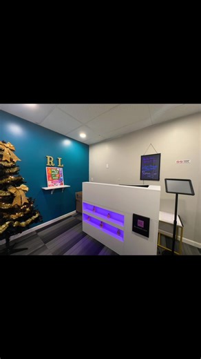 Ruthie’s List (@ruthieslist)’s videos with Never Give Up - S.E.C