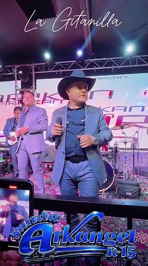 Banda Arkangel R-15 - La Gitanilla (En Vivo)