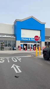 RUN TO WALMART! So many clothes for all on clearance 😱 many only $1, $3, $4, and $7!!! Rack and racks!! Walk around looking for the yellow clearance signs in EVERY department: Women’s, Mens, Kids, and Baby! Scan scan scan with Walmart app! IN STORES ONLY! Clearance varies by Location but there’s so much as they make room for new 2026 !! #clearance #trending #viral #walmart #fyp | Rebeldealz