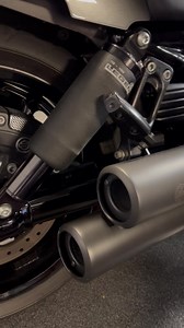 Night Rod Special 2014 køre igen, efter Ricki har tryllet i dag - Begge fob blev væk og der kunnes derfor ikke kobles alarm fra da ejer ikke kunne huske sin pin kode - ny Security System og Kodning af ny FOB - en masse indtastninger frem og tilbage og Vupti - Så køre den igen. Så man lærer forhåbentlig af sine fejl…🙏🤞💪🏍💨🇩🇰 | Toys 4 Boys