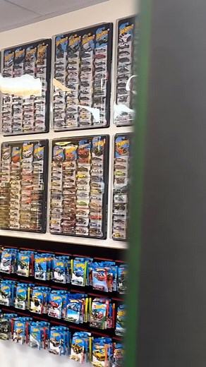 658 reactions · 32 shares | A wall mounted display for what!?﫨...