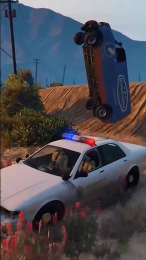 The car I was chasing flipped over! #lspdfr #gta5police #roleplay #gta5 #gta5mods