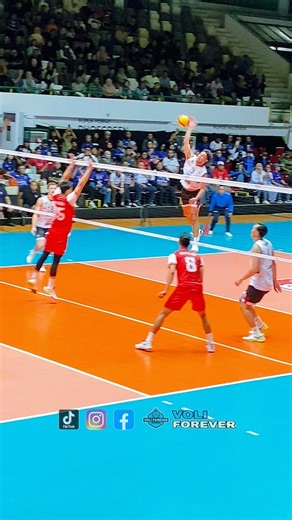 Back attack taylor le sander 🤯🔥 #voliforever #proliga2026 #volleyball #lavani #vollyforever | Voli Forever