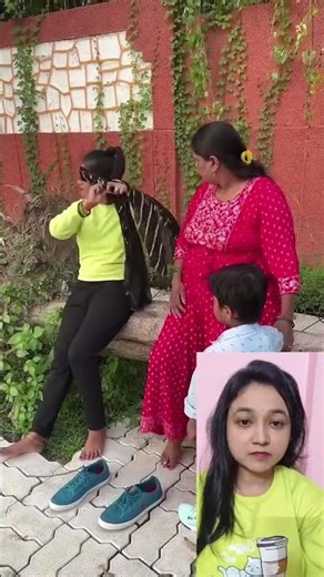 Building Wooden Log Cabin in Forest 🌲🥰 Survival House Step by Step