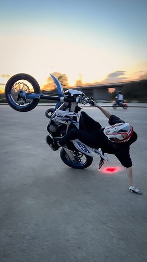 Swifty on Instagram: "Lean it in, keep it clean😈 #swifty #tm #supermoto #smr #125 #stunt"