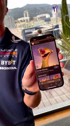 Daniel Riccardo Shows Max Verstappen his famous lookalike | Sid the Sloth #shorts #f1 #maxverstappen