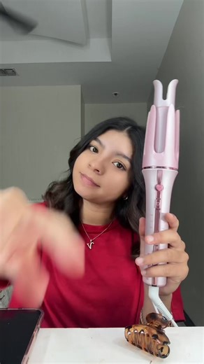 Easy fast and beautiful curls!! #sheglam #valentina @𝒗𝒂𝒍𝒆𝒏𝒕𝒊𝒏𝒂 ♡ @Camelia & Khaleesi @Pablo Jr