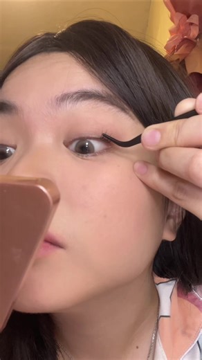 Mastering Cluster Lashes: A Quick and Easy Guide