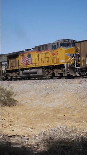 TRAIN SHORT COMPILATION #00054 #train #canadiancompany #automobile