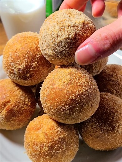 ふぶ亀製麵のうどーなつ🍩 #丸亀製麺 #ドーナツ #丸亀製麵はすべての店で池の水から作る