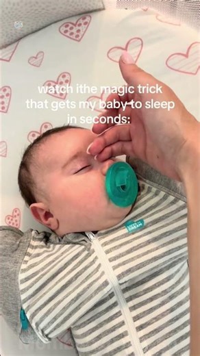 gently stroking between the eyebrows can trigger a calming reflex.. Mombabyusa Usa 💕 #MombabyusaUsa