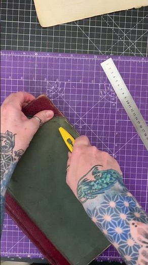 The Making of Alice Through The Keyhole. Altered Book Art.