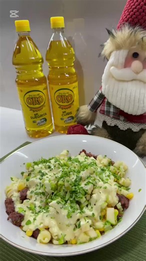 Ensalada fría de fideos ecuatoriana