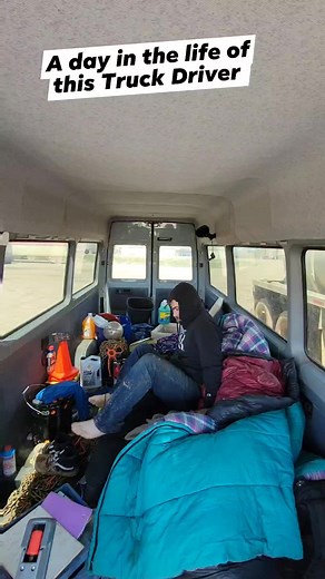 225K views · 10K reactions | A typical day in the life of a #vanlife owner operator truck driver. #truckerlife #fyp #oilfield #trucker #jimmyrig #jimmycraig #engineproblems #mechanic #truckdriver #foryou #Gabe | Gabe Romo | Facebook