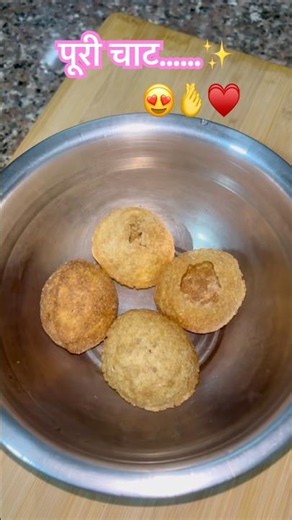 How to make pani puri chat😋💖 #youtubeshorts #panipuri #panipurichat #indianfood #mamaiscooking