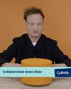 1M views · 340 reactions | CRÉATERVIEW  Stav STAV s’est prêté au jeu et nous a raconté comment il a modelé sa vision artistique. De ses inspirations à la création de sa musique, découvrez un aperçu de ce qui se cache dans le cerveau d’un artiste. | Cultura | Facebook