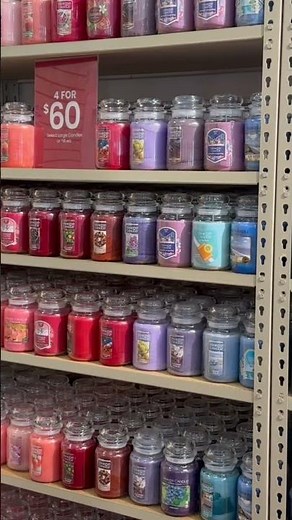 Yankee Candle Factory Outlet #yankeecandle #candles #fall #halloween #outlet