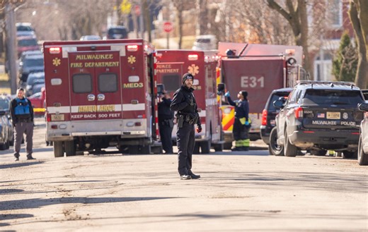 Milwaukee police shoot, kill man, 35, following parole violation, pursuit